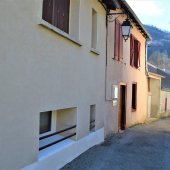 La rue centrale menant au Gîte